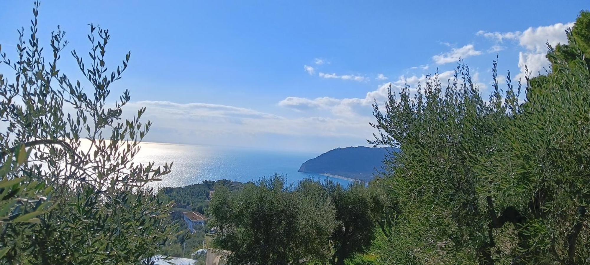 Meridiana Case Al Mare Centro Mattinata Bagian luar foto